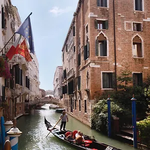 Hotel Donà Palace, Veneza