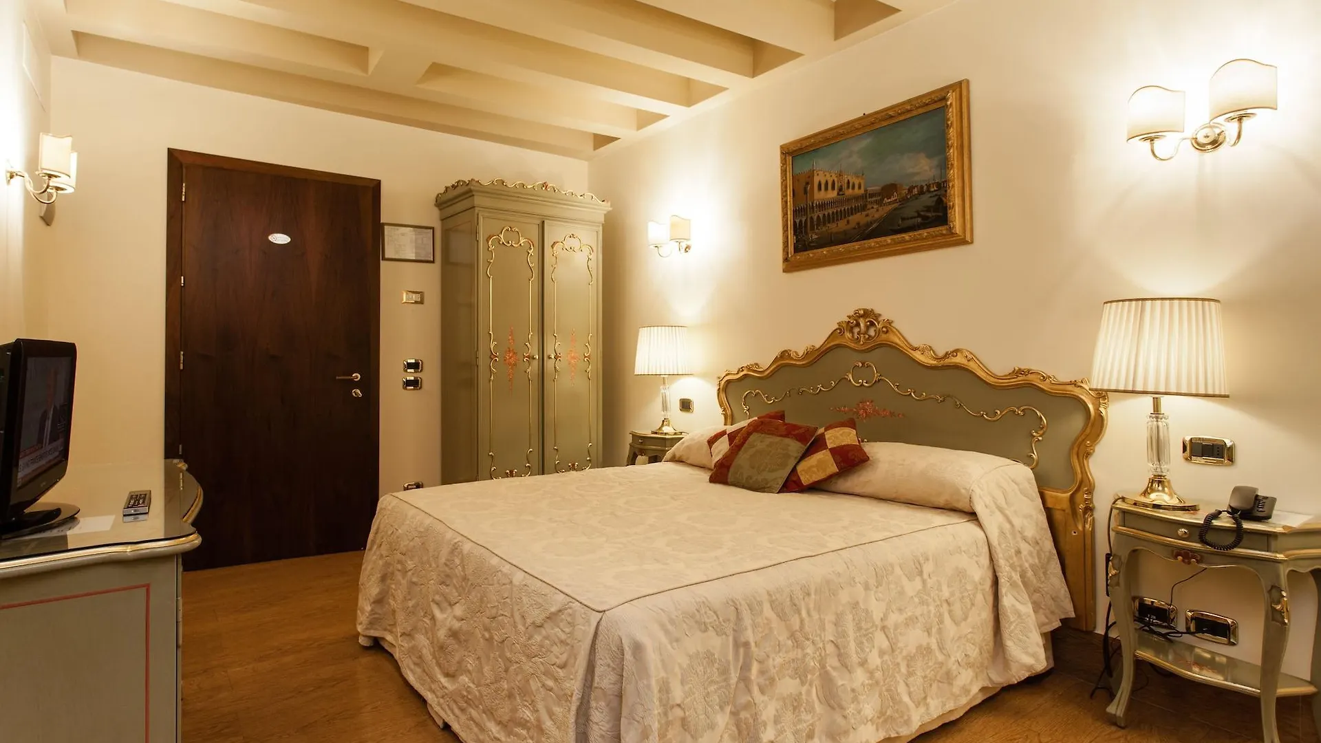 Hotel Al Ponte Mocenigo Venice 3*,  Italy
