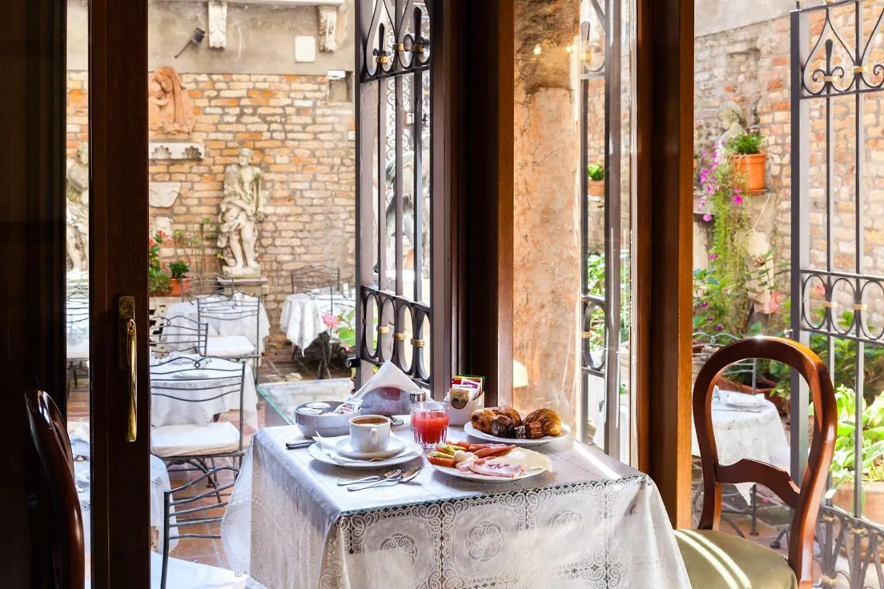 Hotel Al Ponte Mocenigo Venice