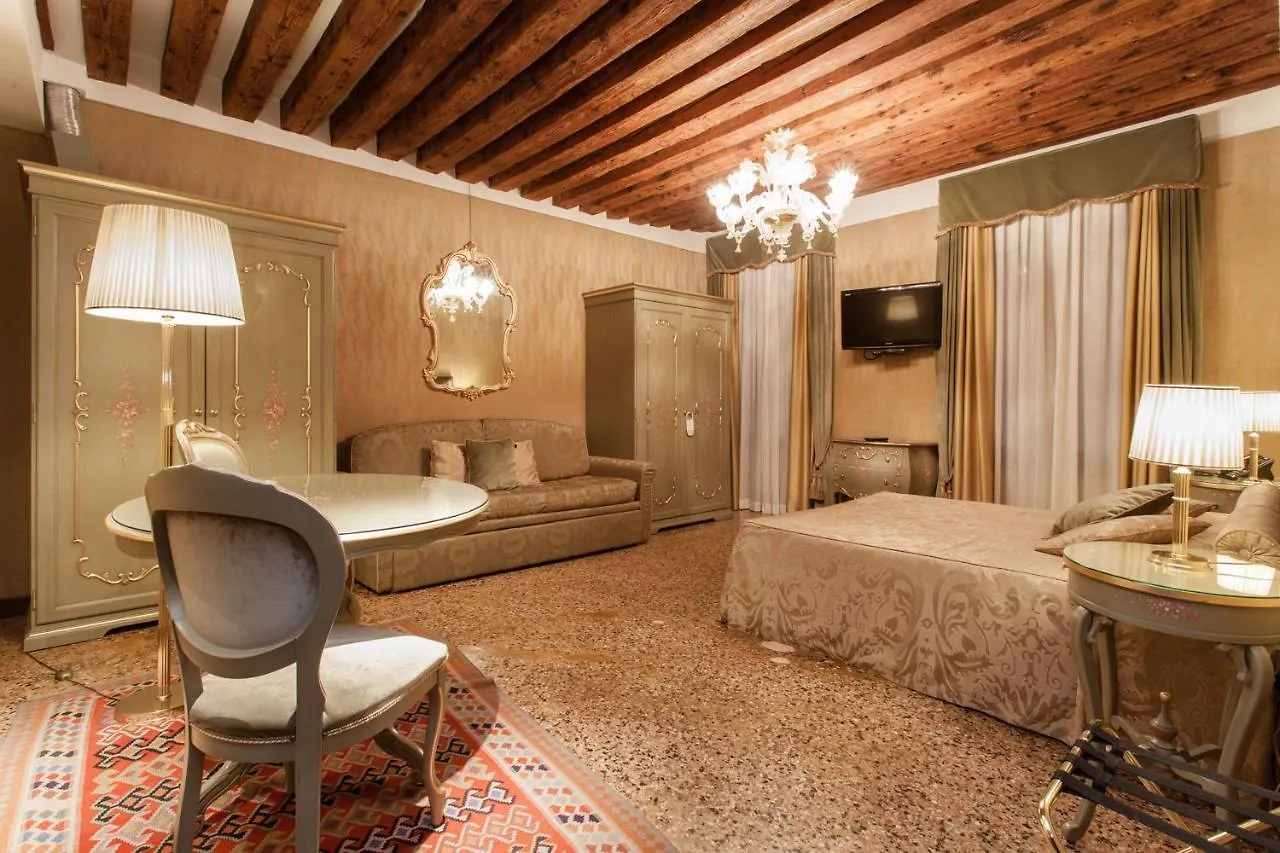 Hotel Al Ponte Mocenigo Venice 3*,  Italy